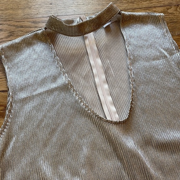 BB Dakota bellow top - Picture 3 of 11